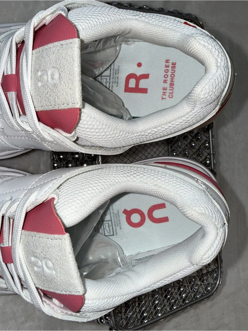 On Running The Roger Clubhouse White Rosewood Youth 3.5Y Women's 5 TQK-855 - Picture 11 of 16
